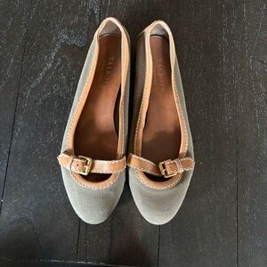 Talbots Canvas Leather Buckle Flats Equestrian Preppy‎ Olive Tan Size 9 Women’s